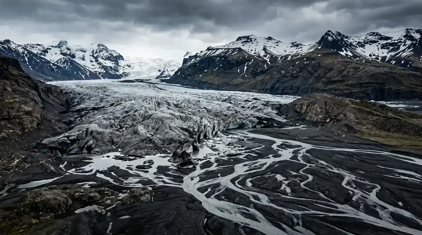 Interpretive AI-created illustration of a broad grey glacier tongue ending in a braided meltwater river across a dark outwash plain